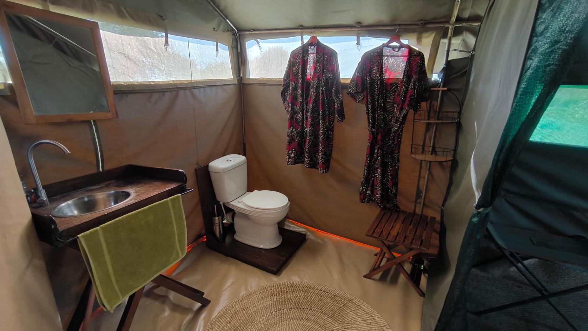 Kananga Special Tented Camp Banagi Kültér fotó