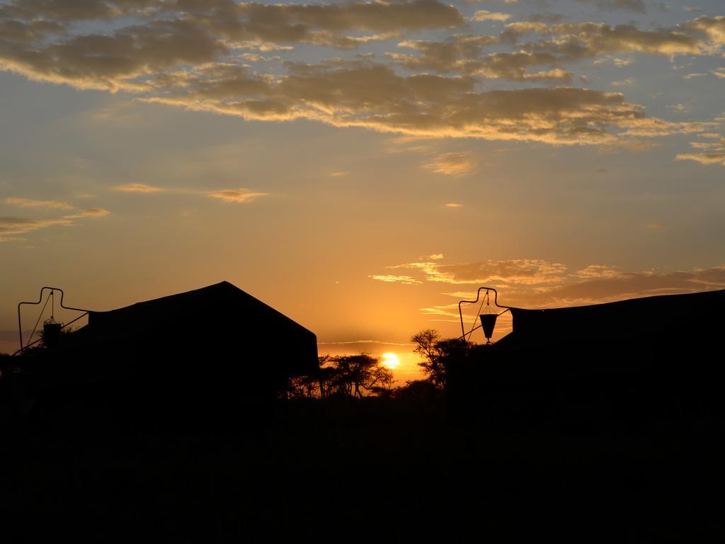 Kananga Special Tented Camp Banagi Kültér fotó